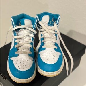 Nike Kids Teal and White Sneakers